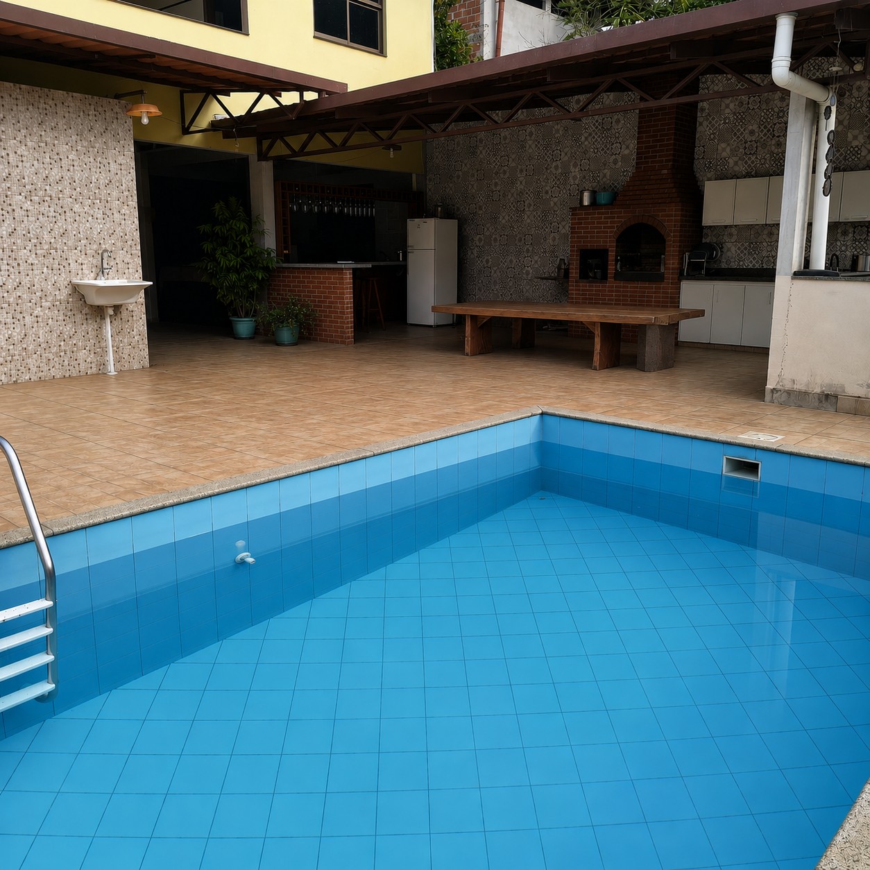 patio_editado_menos_2mb